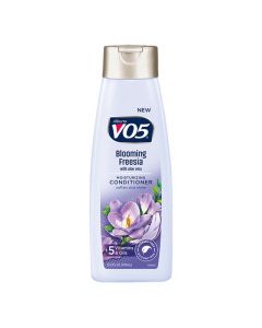 VO5 COND FREE ME FREESIA 15oz